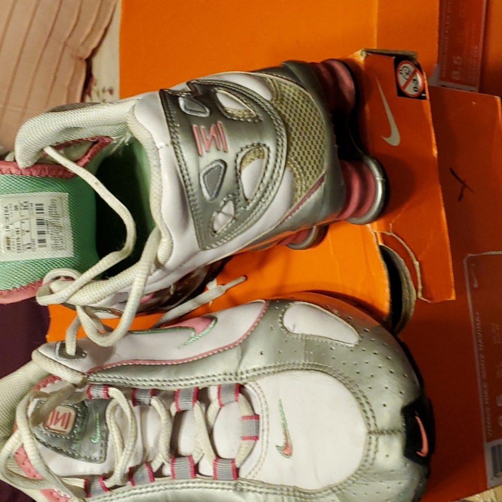 Women sneakers